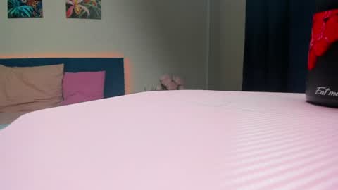 kimkittyns online show from 06.13.26