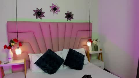 kimluna1 online show from 02.04.26