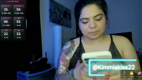 Kimmi online show from 10.15.25