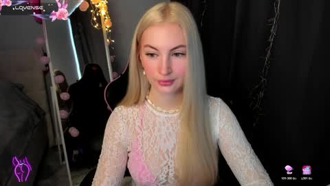kimmy1_powell online show from 04.11.26