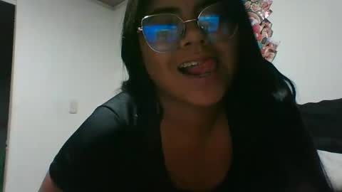 Snapshot of kimmy_kimmy_ chatting on 02.16.25 Kimmy online show from 02.16.25