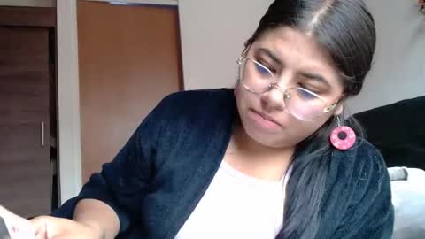 Snapshot of kimmy_kimmy_ chatting on 03.11.25 Kimmy online show from 03.11.25