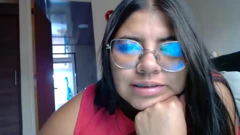 Snapshot of kimmy_kimmy_ chatting on 09.08.25 Kimmy online show from 09.08.25