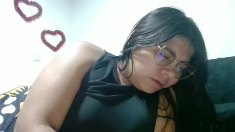 Snapshot of kimmy_kimmy_ chatting on 09.12.25 Kimmy online show from 09.12.25