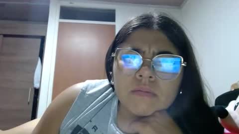 Snapshot of kimmy_kimmy_ chatting on 10.13.25 Kimmy online show from 10.13.25