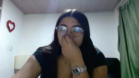 Snapshot of kimmy_kimmy_ chatting on 10.19.25 Kimmy online show from 10.19.25