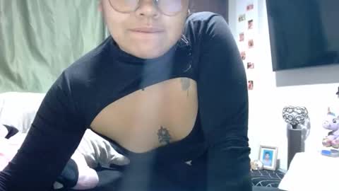 Snapshot of kimmy_kimmy_ chatting on 11.14.25 Kimmy online show from 11.14.25