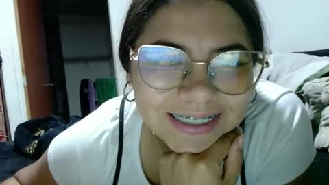 Snapshot of kimmy_kimmy_ chatting on 01.06.26 Kimmy online show from 01.06.26