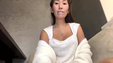 Snapshot of kimmy_sunn chatting on 12.10.24 Kimmy online show from 12.10.24
