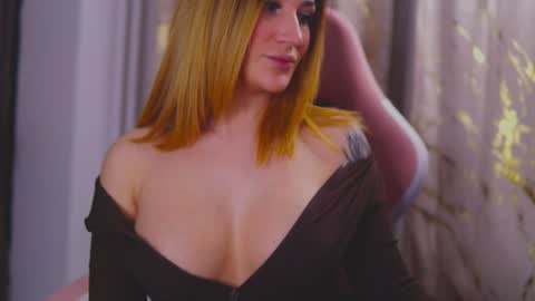 KimSkye online show from 02.07.25