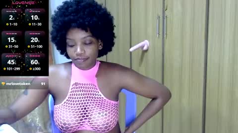 Snapshot of kimsmile_001 chatting on 12.06.24 Kim online show from 12.06.24