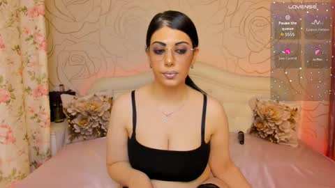 Snapshot of kimvegs chatting on 03.16.26 Kim online show from 03.16.26