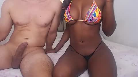 Kimylove21 online show from 10.22.25