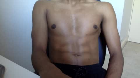 Snapshot of kinda_horny_right_now chatting on 01.02.25 Isaac online show from 01.02.25