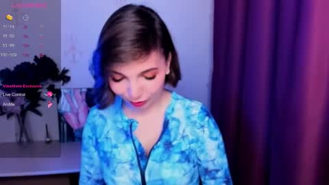 Snapshot of kindhazelhere_ chatting on 11.03.25 Hazel online show from 11.03.25