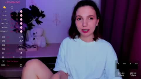 Hazel online show from 04.30.26