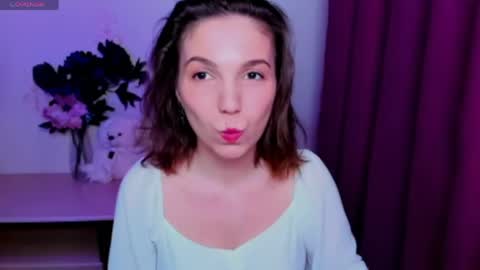 Snapshot of kindhazelhere_ chatting on 05.04.26 Hazel online show from 05.04.26