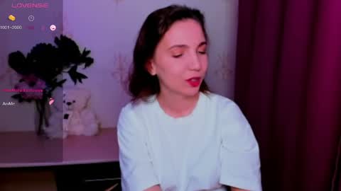 Snapshot of kindhazelhere_ chatting on 05.20.26 Hazel online show from 05.20.26