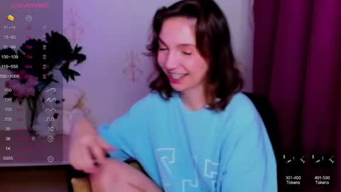 Snapshot of kindhazelhere_ chatting on 06.06.26 Hazel online show from 06.06.26