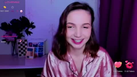 Hazel online show from 06.24.26