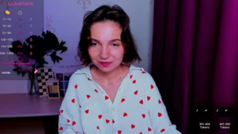 Hazel online show from 08.01.26