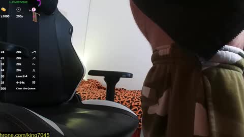 king7045 online show from 02.19.25