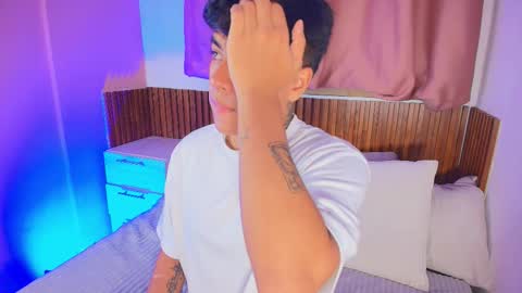 king  help me reach 100 likes online show from 02.11.26