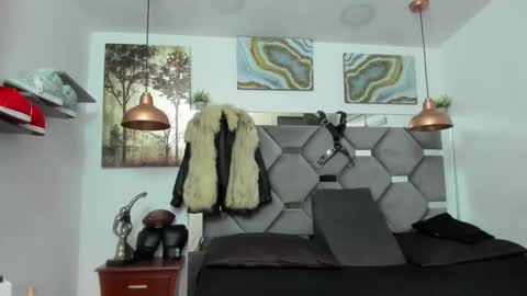 Snapshot of king_fitt_ chatting on 12.06.24 HOT MEN BLACK online show from 12.06.24