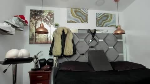 Snapshot of king_fitt_ chatting on 01.27.25 HOT MEN BLACK online show from 01.27.25