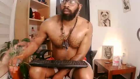 Snapshot of king_mallik chatting on 10.29.25 Malik online show from 10.29.25