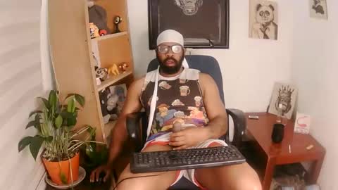 Snapshot of king_mallik chatting on 11.13.25 Malik online show from 11.13.25