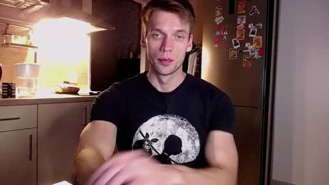 Snapshot of king_pong chatting on 12.14.25 king_pong online show from 12.14.25