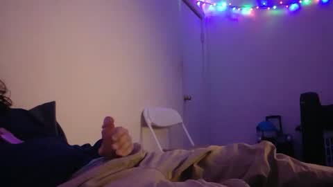 Snapshot of kingbat162 chatting on 10.29.25 kingbat162 online show from 10.29.25