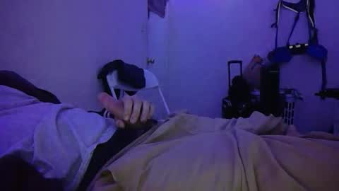 Snapshot of kingbat162 chatting on 11.10.25 kingbat162 online show from 11.10.25