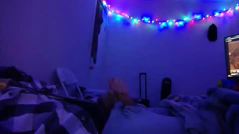 Snapshot of kingbat162 chatting on 12.16.25 kingbat162 online show from 12.16.25