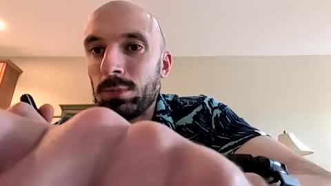 kingdaddysayless online show from 04.27.26