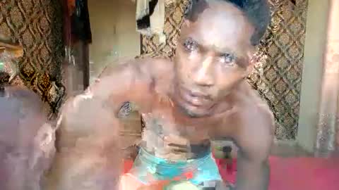 Snapshot of kingemizzy chatting on 01.10.26 kingemizzy online show from 01.10.26