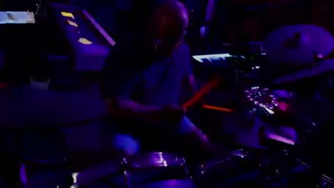 King James VIII online show from 07.04.26