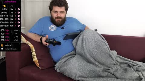 Snapshot of kingmarti chatting on 12.19.24 Marti online show from 12.19.24