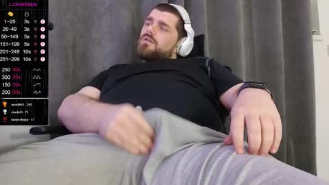 Snapshot of kingmarti chatting on 02.01.26 Marti online show from 02.01.26