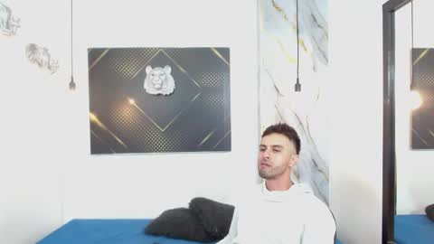 KING  online show from 04.26.26