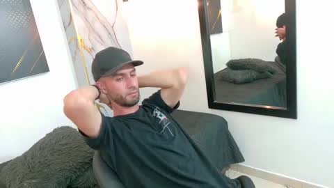 KING  online show from 05.11.26