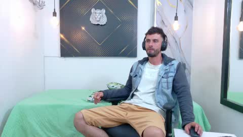 KING  online show from 06.10.26