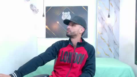 KING  online show from 06.15.26