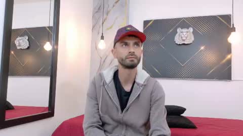 KING  online show from 07.16.26