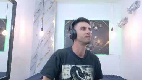 KING  online show from 07.19.26