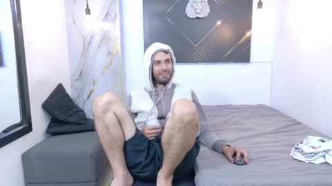 KING  online show from 08.01.26