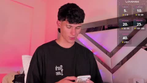  A L E X  online show from 01.28.25