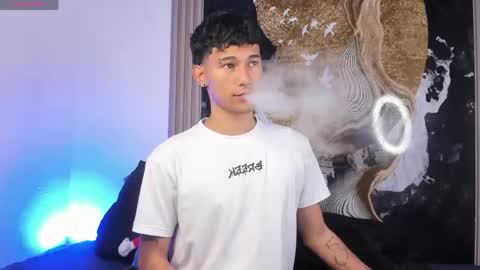  A L E X  online show from 04.25.26