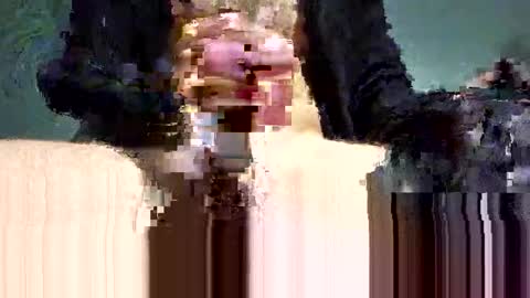 Kingstache online show from 01.04.25